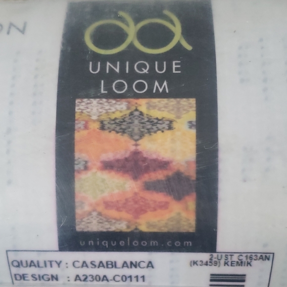 *SOLD* Unique Loom Estrella Collection Runner NWT - Picture 5 of 8